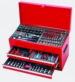235 pce Tool Kit in Steel Chest Pro Craft